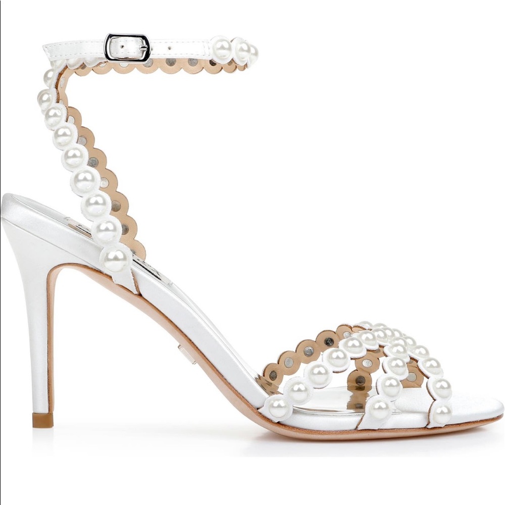 Badgley Mischka Banksy Sandal